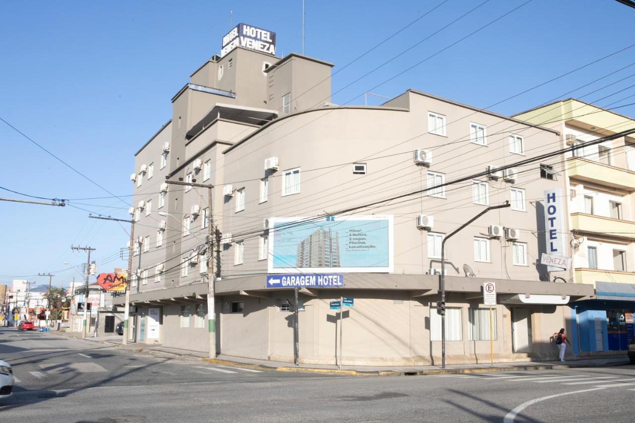 Hotel Veneza Brusque Bagian luar foto